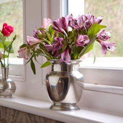 Terlizzi Rimmed Vase - 17 см